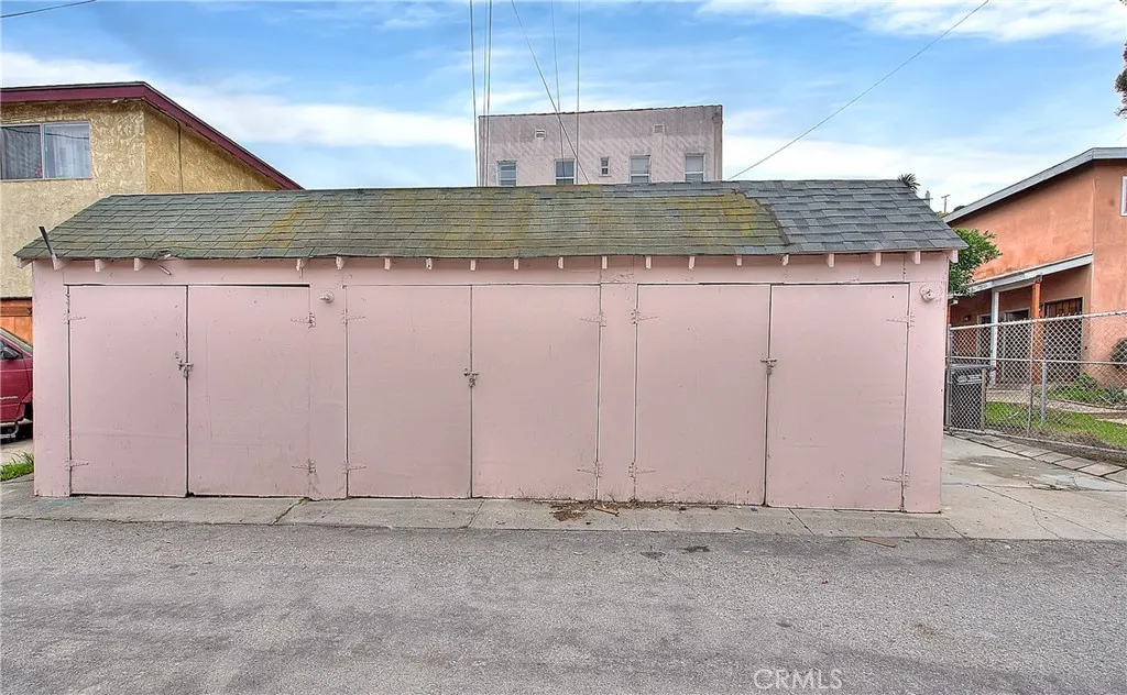 3945 Woolwine, Los Angeles, California 90063 home-pic-26